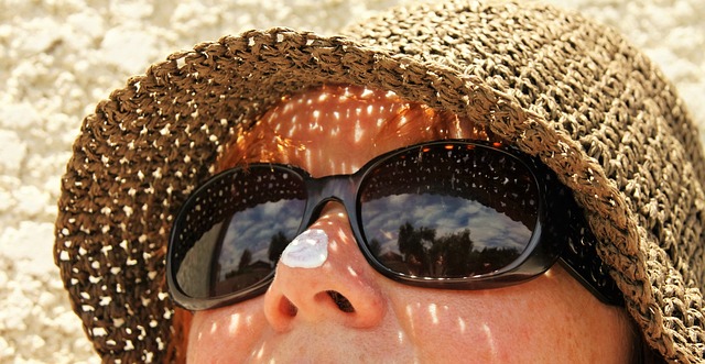 Le but de la lotion après-soleil est de protéger la peau contre les brûlures graves une fois qu'elle a été exposée au soleil.