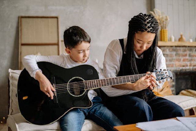 différences entre la guitare et les autres instruments